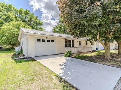 848 5th St, Ocheyedan, IA, 51354