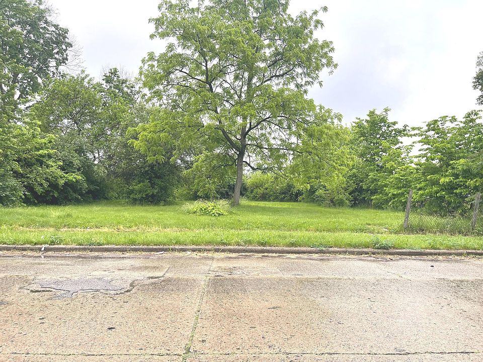 2nd image of 2538 Columbia Ave