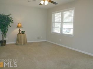 465 Jefferson Ave, Fayetteville, GA 30214