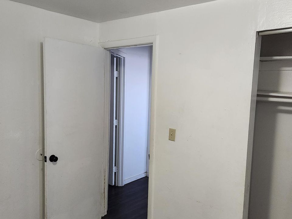 2nd image of 1273 Carville Dr #1273