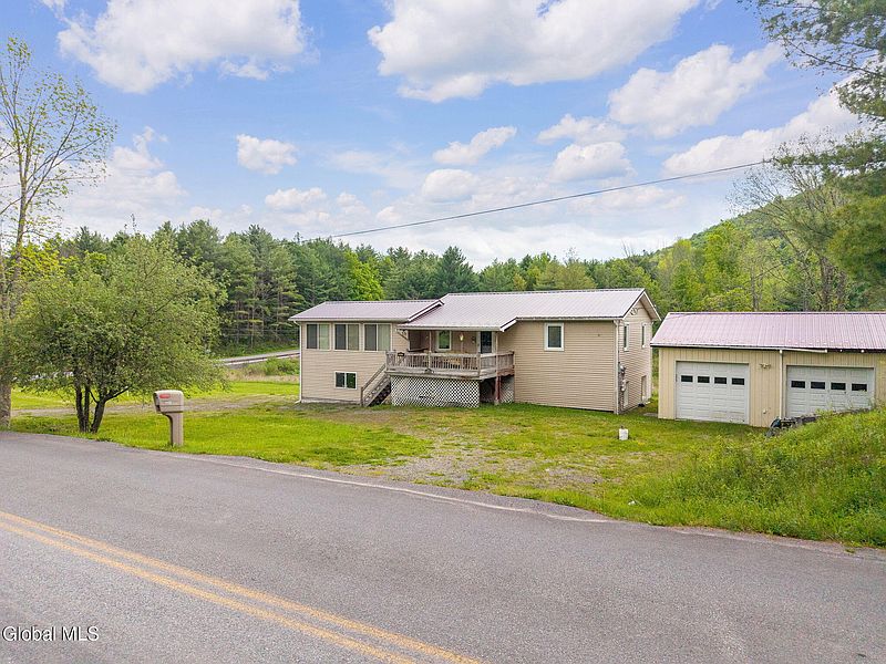 5th image of 1432 Shew Hollow Road