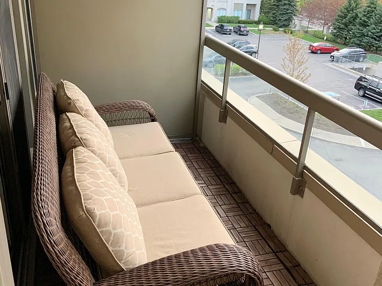 19 Northern Heights Dr #403 — Photo 9