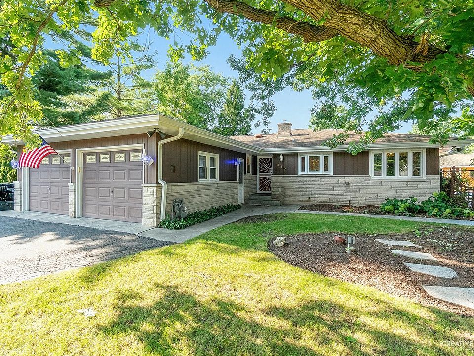1st image of 412 Birch Dr