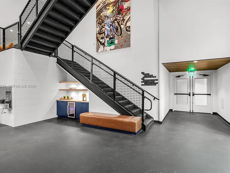 225 N Miami Ave #301 — Photo 33