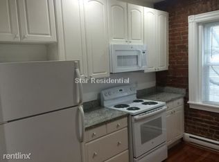 914 Beacon St PENTHOUSE 915, Boston, MA 02215