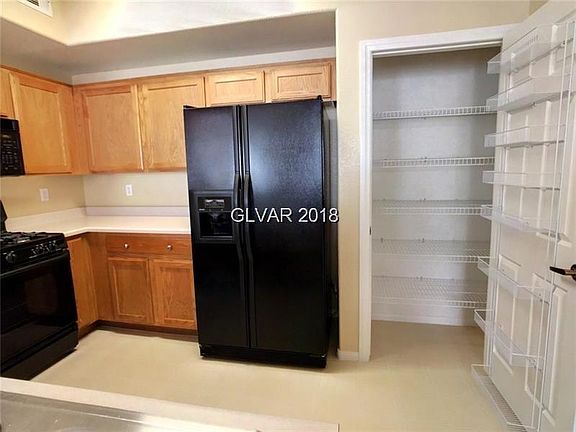 5th image of 5855 Valley Dr Unit 1099