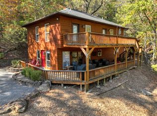 450 Lakeside Rd, Eureka Springs, AR 72631