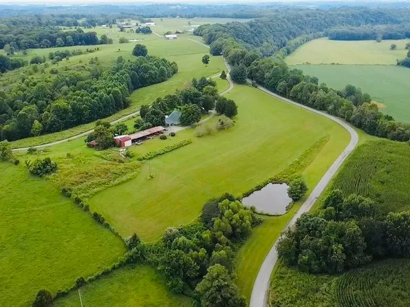 927 E Lemon Bend Rd, Campbellsville, KY 42718