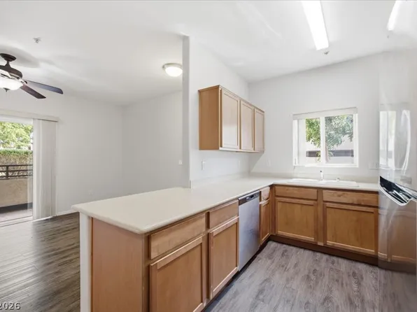2291 W Horizon Ridge Pkwy Unit 5128, Henderson, NV 89052