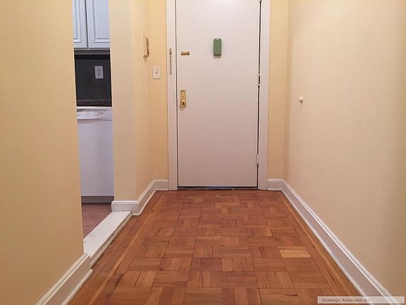 4th image of 590 Fort Washington Ave APT 2j