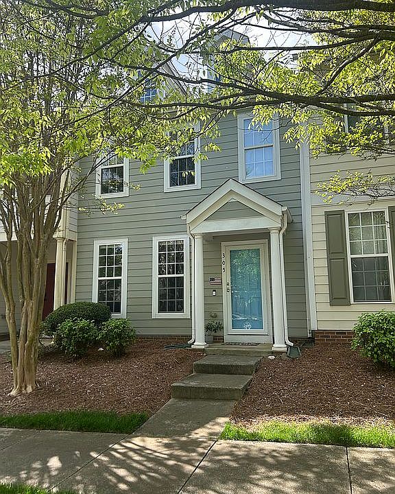 1st image of 305 Danbury Ct