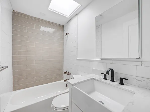 411 Union Street image 14 of 20