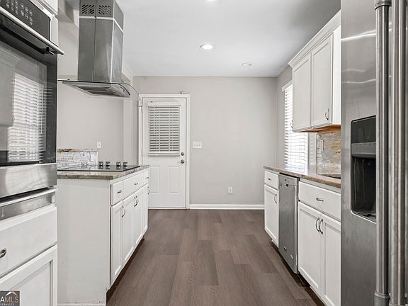 5th image of 3917 Wedgefield Cir