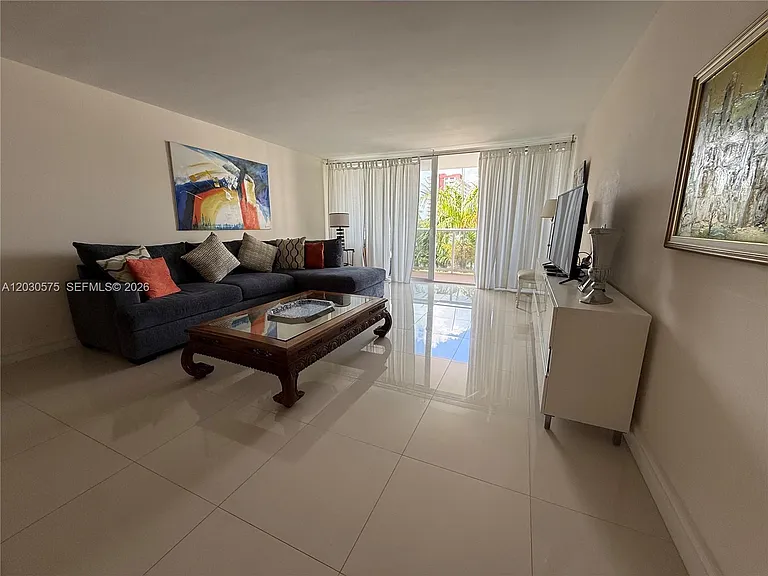 3140 S Ocean Dr #310 — Photo 4