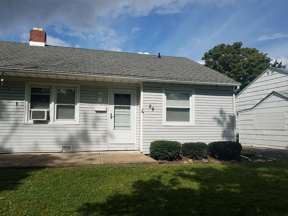1st image of 29 Pendlewood Dr