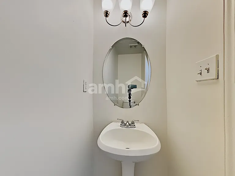 305 Saddle Bridge Dr — Photo 12