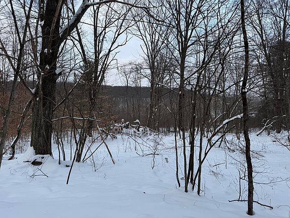 3rd image of Route 949