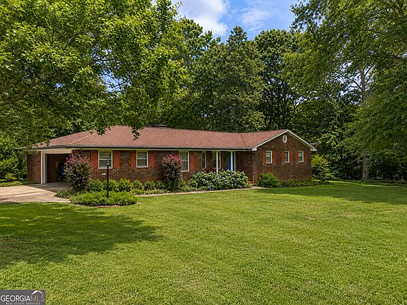 2nd image of 101 McKinley Dr