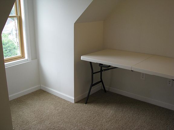 4th image of 318 Park Ave APT 4