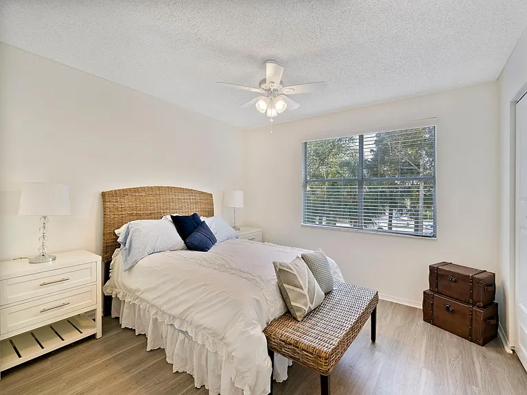 B1 St. Tropez - 3-Story Townhomes