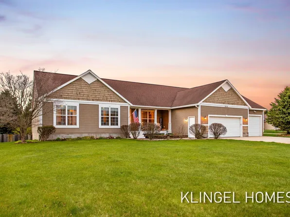 3010 Brookmere St, Muskegon, MI 49444