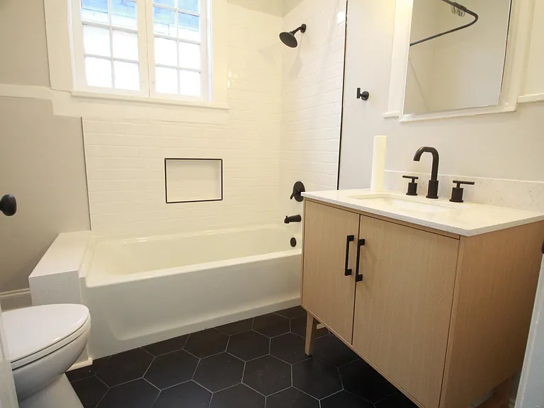 1714 Painters St — Photo 5
