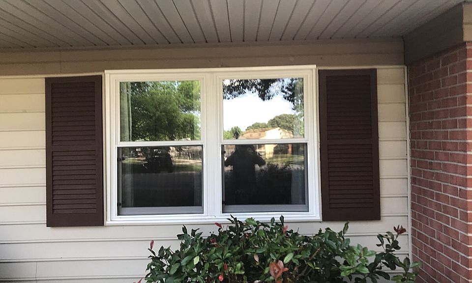 1st image of 504 S Gladstone Dr