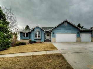 629 Alta Vista Dr, Rapid City, SD 57701