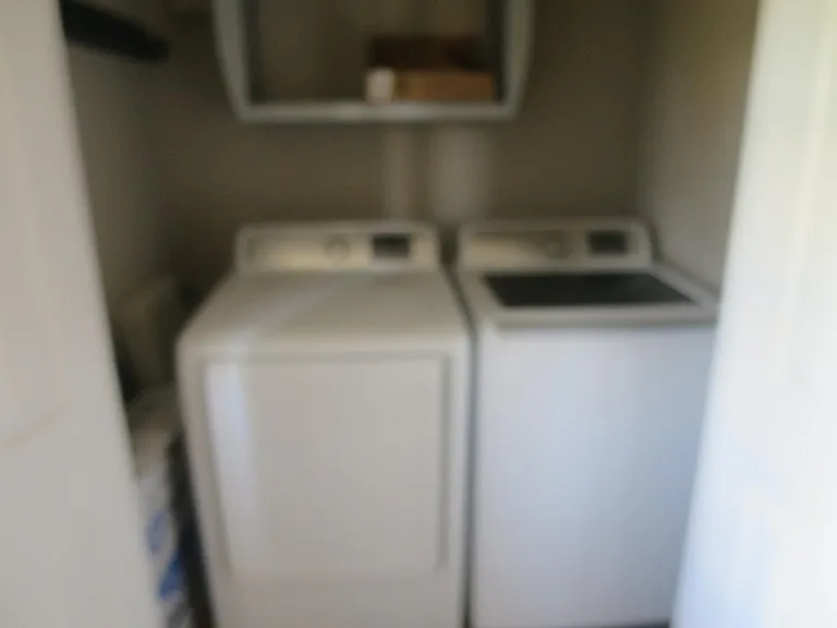 402 Pershing Rd — Photo 19