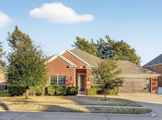 1410 Oxbow Dr, Cedar Hill, TX 75104