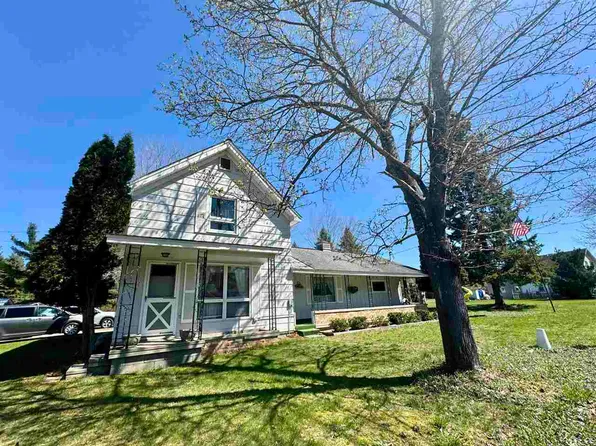 615 Maple Street, East Jordan, MI 49727