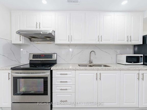 4th image of 41 Dufay Rd