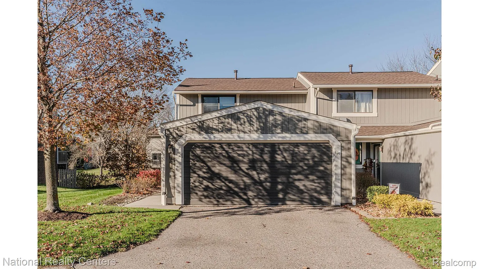 1048 Bristol Ct photo 1