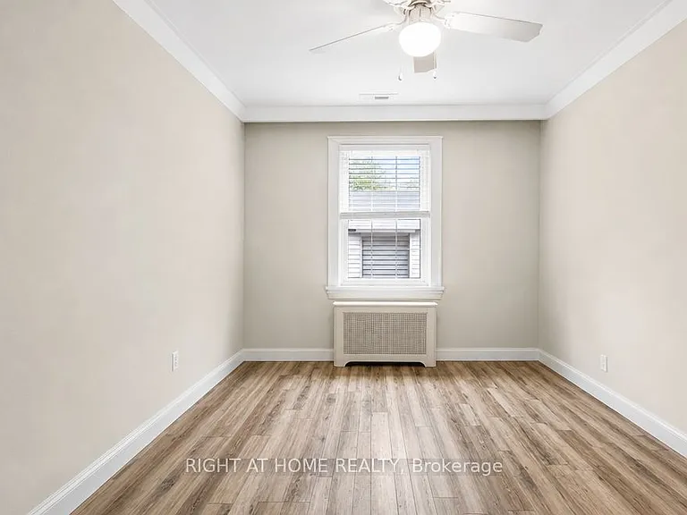 1788 Keele St — Photo 11