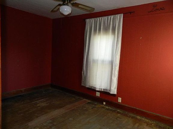 2nd image of 100 E Broadway St