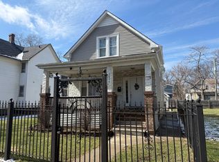 10230 S Parnell Ave, Chicago, IL 60628