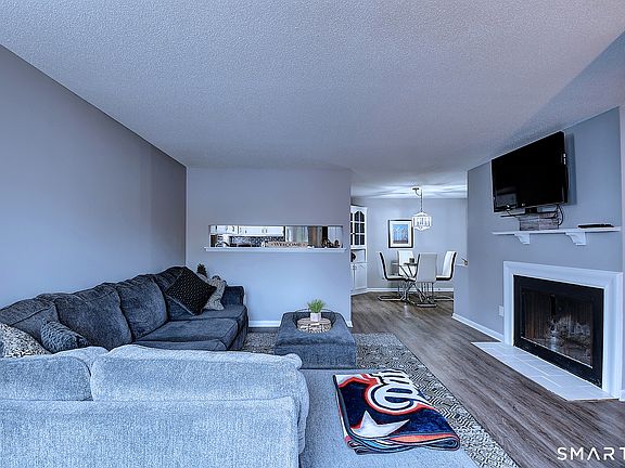 4th image of 22 Dutton Place Way #22