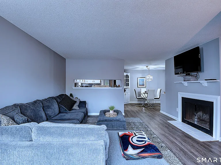 22 Dutton Place Way #22 — Photo 4