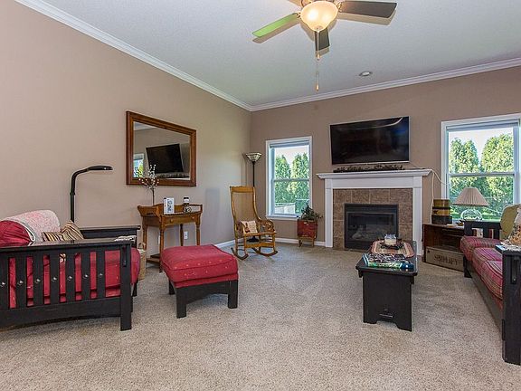 4th image of 2590 Pennington Dr