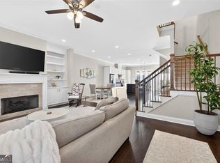 7012 Seneca Ct, Roswell, GA
