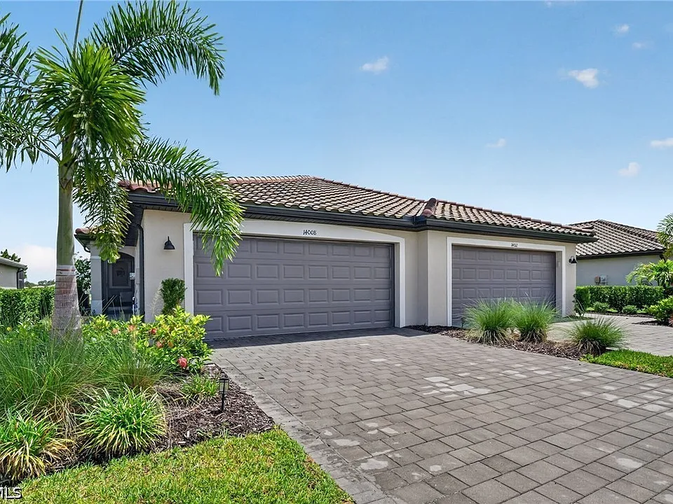 14008 Hunter Oak Dr