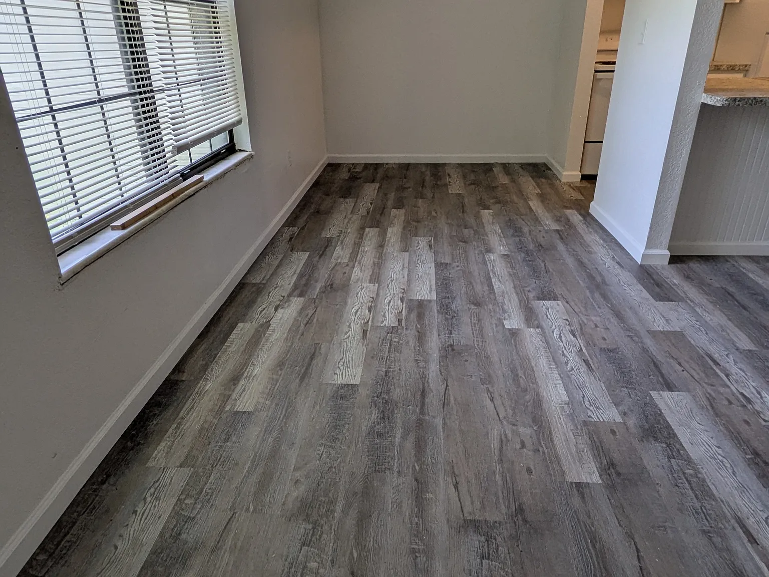 2 bed, 780 sqft, $1,075 — Photo 1