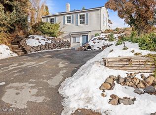 311 N 4th St, Selah, WA