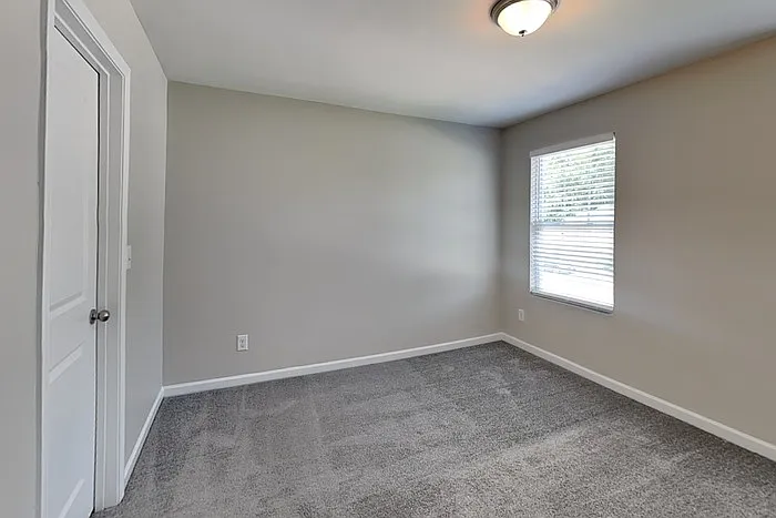 807 Dantzler Ct — Photo 17