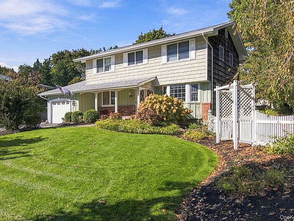3rd image of 25 Cardinal Lane