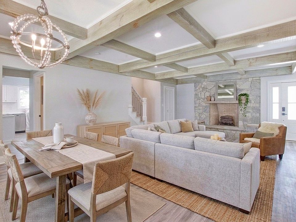 Open floor concept with living room and dining room.

Note: Unit is unfurnished. Furniture is virtually shown for staging purposes.