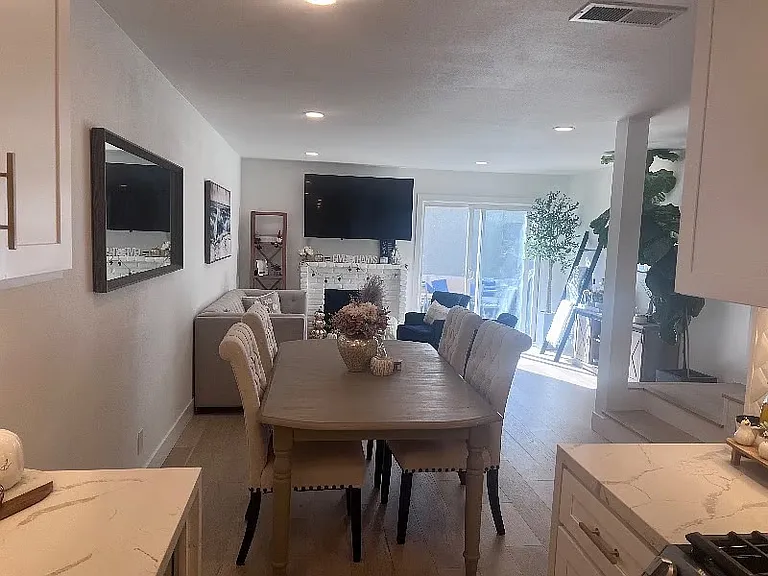 8151 Silkwood Cir — Photo 4