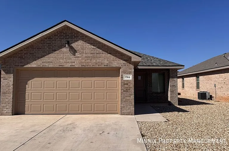 7704 Elm Ave — Photo 1