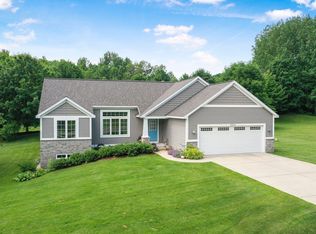 9314 E Summerfield Dr, Traverse City, MI 49684