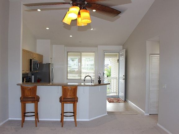 3rd image of 75-6009 Alii Dr APT W22
